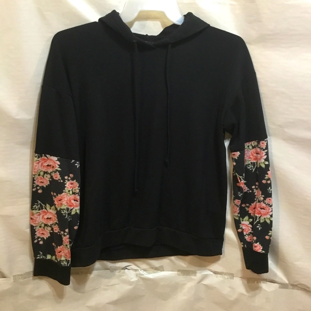 Btween XL Pullover Hoodie